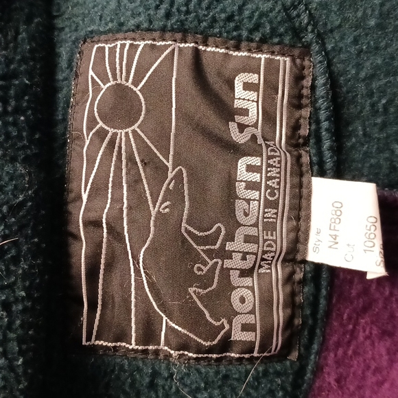 Northern Sun 2-color plush jacket with appliques-sz M - Picture 10 of 10